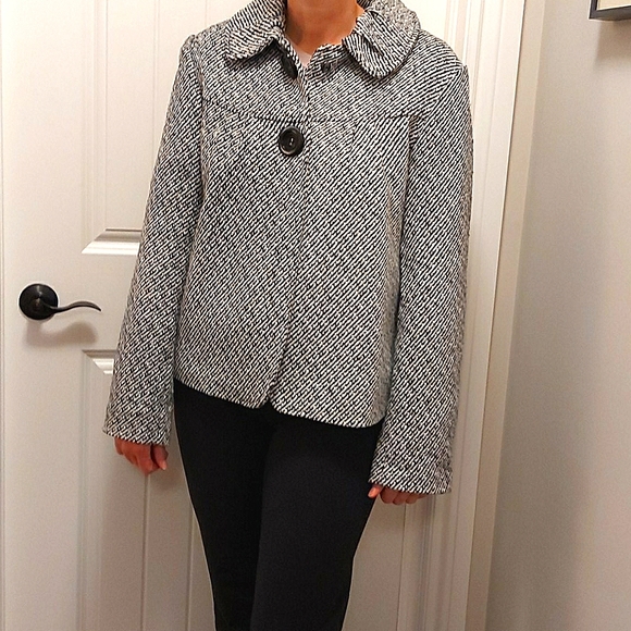 Jacket - Picture 5 of 5